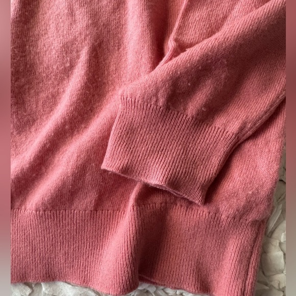 Rodd & Gunn Selwyn Merino Wool and Cashmere Blend Sweater - Picture 4 of 9